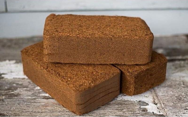 Coco coir brick is a high-tech agricultural product used for planting