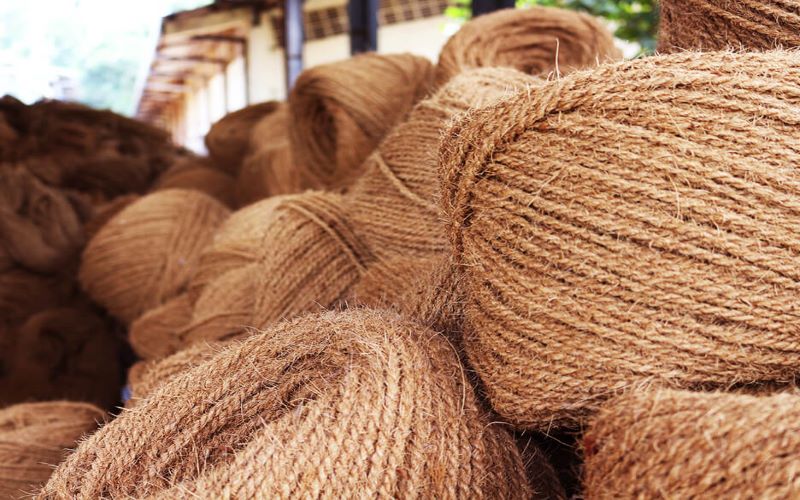 Coco coir to create rope